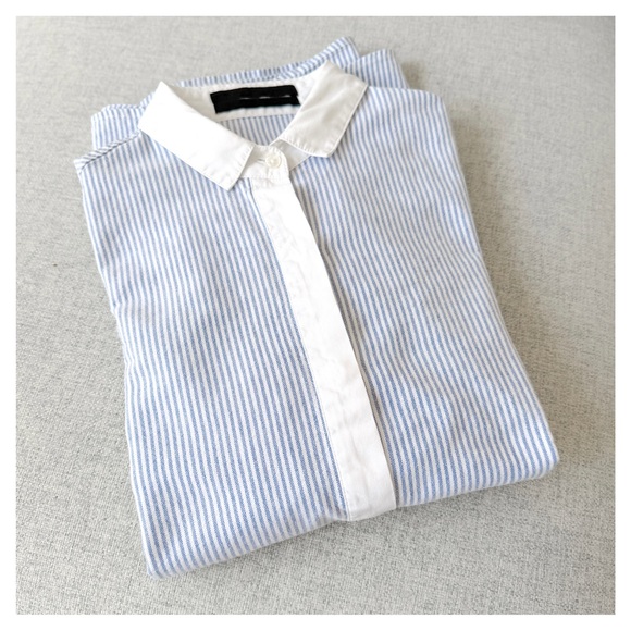 Jenni Kayne Tops - JENNI KAYNE • Striped Button Front Shirt in Blue/White